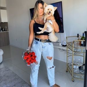 Meet your Posher, Neta